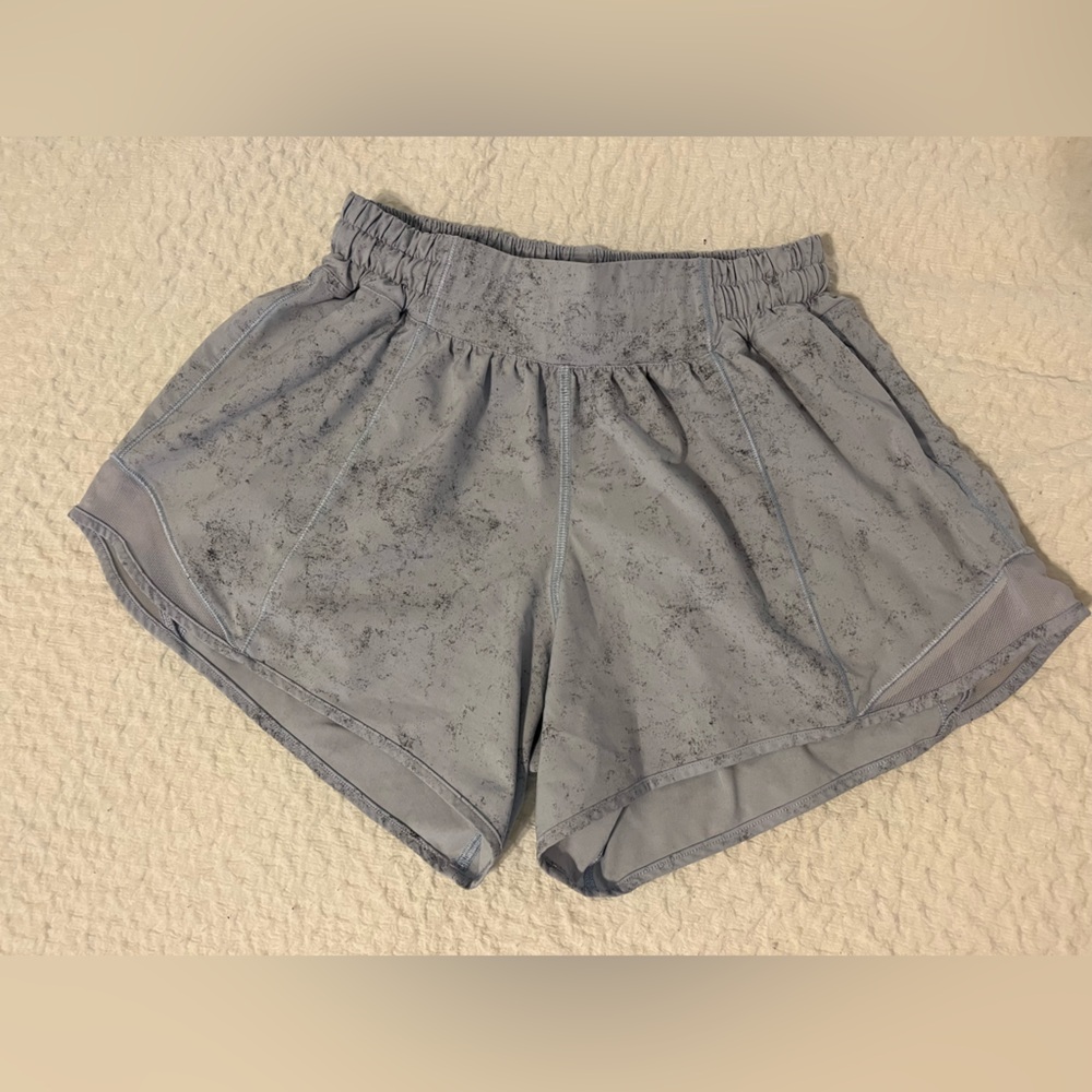 Lululemon - Hotty Hot Shorts - Size 4 - Gravel Dust Pastel Blue